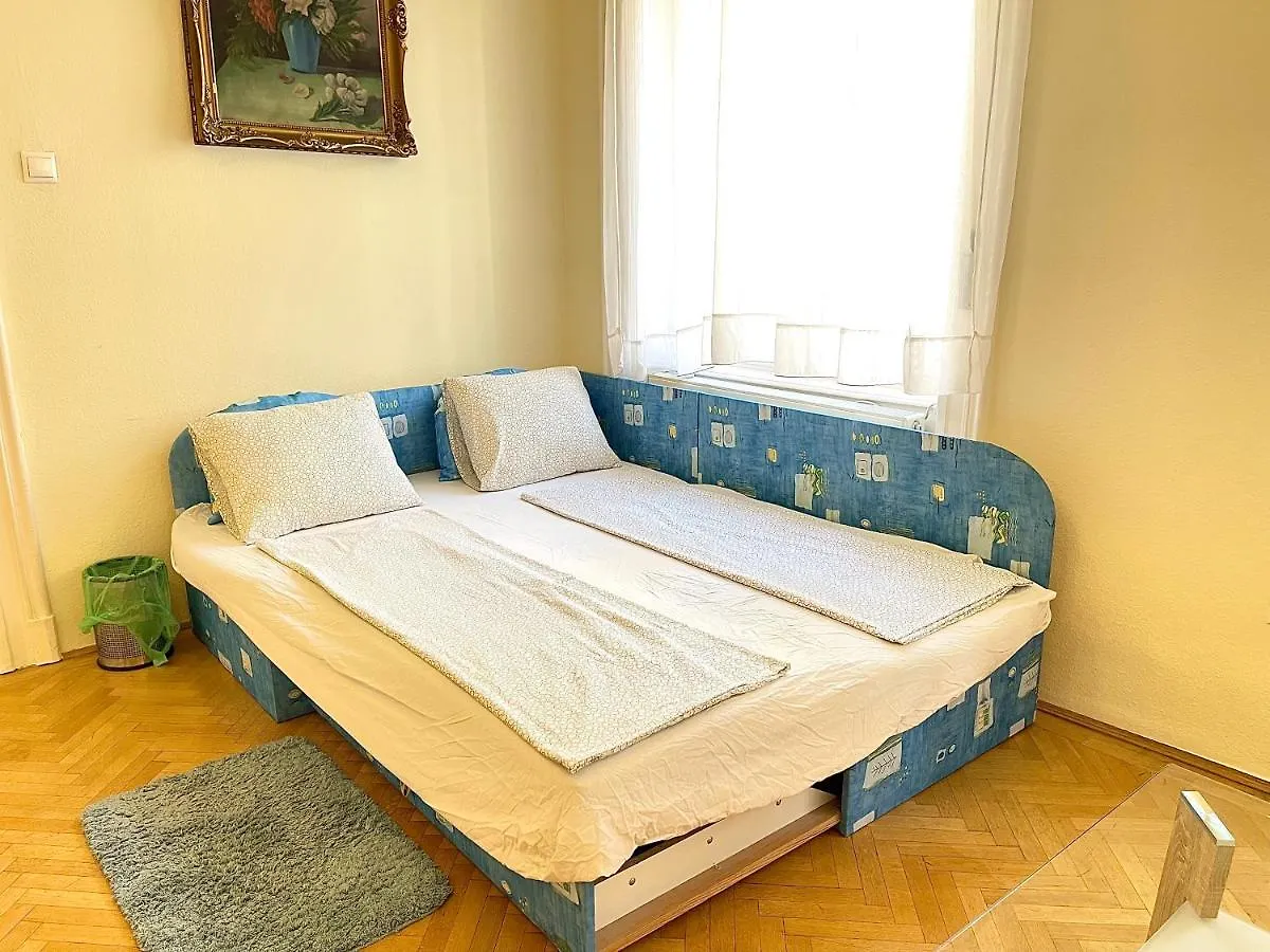 Apartment Central Vintage Residency - Balcony & Ac Hungary